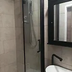 شقة Sous Les Toits Pézenas